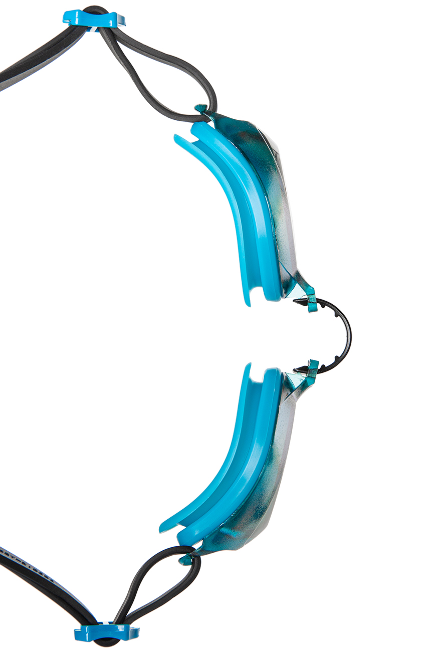 Aqua mirror